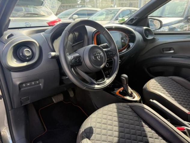 TOYOTA Aygo X CABRIO 1.0 72 CV LIMITED FULL LED PELLE KEYLESS rif. 22370381 - Foto 10