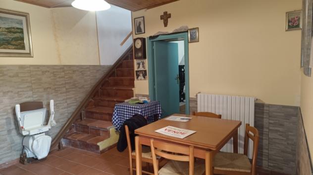 Casa indipendente 136 mq in Vendita a Castelpizzuto - Foto 5