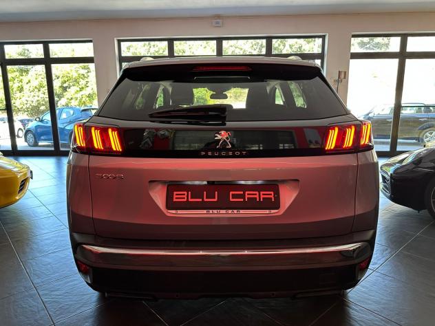 PEUGEOT 3008 1.5HDI ALLURE EAT8 130cv - Foto 6