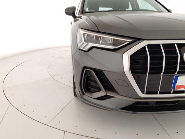 Audi Q3 35 TDI S Line Edition - Foto 5
