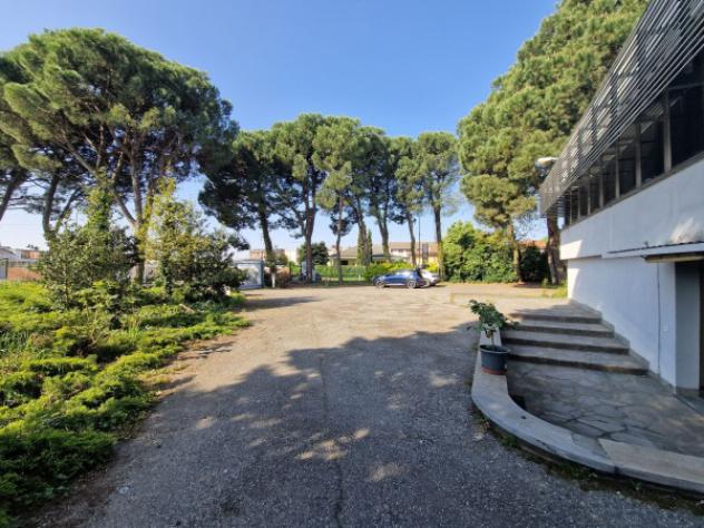 Immobile di 3700 m² con più di 5 locali in vendita a Caronno Pertusella - Foto 6