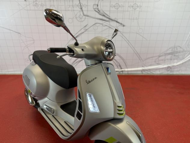 Vespa 300 GTS hpe VESPA GTS 300 HPE SUPER TECH - YM 2024 - Foto 10