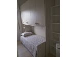CAMERE PER STUDENTESSE