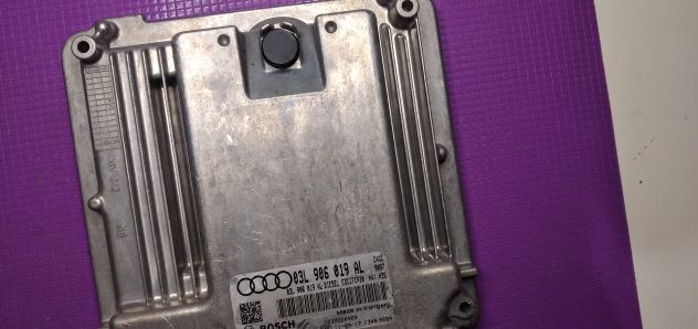 AUDI A4 A5 2.0 TDI 03L906019AL 0281016572 EDC17CP20