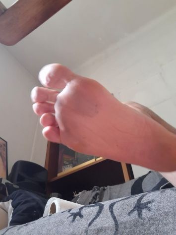 PADRONE PIEDI FETISH - Foto 3