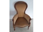 Poltrona in legno intagliato con rivestimento in tessuto Velluto beige