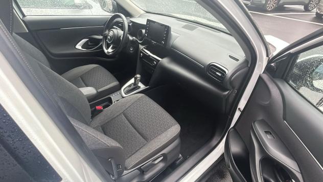 Toyota Yaris Cross 1.5H (116 CV) E-CVT Active - Foto 9