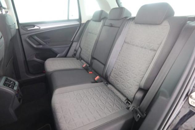 VOLKSWAGEN Tiguan Tiguan 2.0 TDI 150 CV SCR DSG Life rif. 23697843 - Foto 3