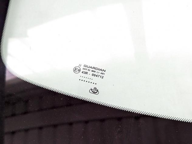 1617361880 PARABREZZA ANTERIORE PEUGEOT 3008 2.0 D 110KW AUT 5P (2016) RICAMBIO NUOVO - Foto 2