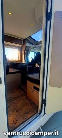 Etrusco 6900DB LETTO TRAVERSO POST CON BASCULANTE ANTERIORE GARAGE 6,99M FINANZIABILE 180 MESII - Foto 9