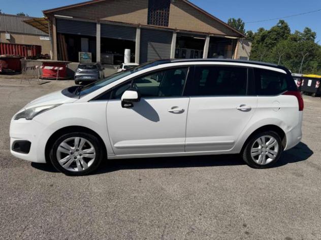 PEUGEOT 5008 1.6 HDi 115CV Allure senza nessun lavoro da fare rif. 23802118 - Foto 4