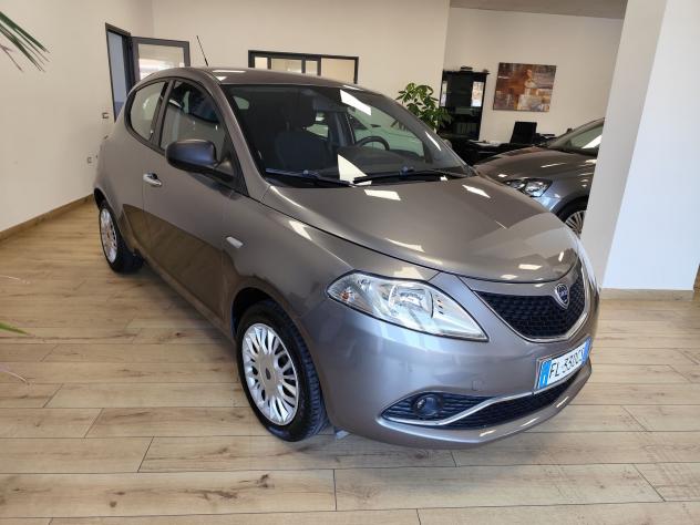 Lancia Ypsilon 1.2 69cv Silver - Foto 8