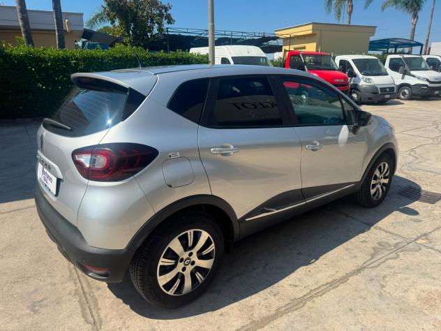 Renault Captur dCi 8V 90 CV EDC Sport Edition - Foto 9