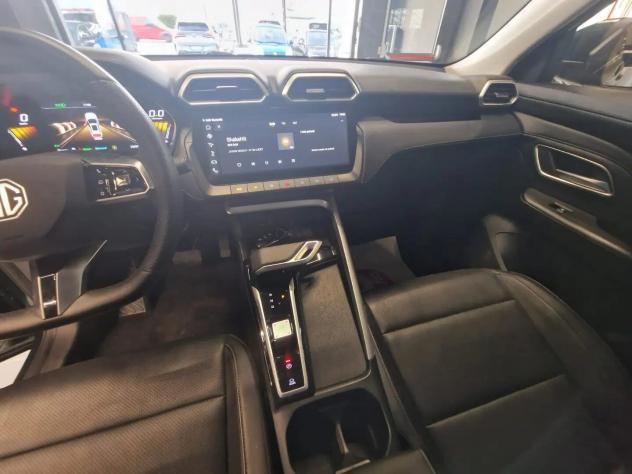 MG ZS (2024--) ZS 1.5 Hybrid+ Luxury - Foto 8