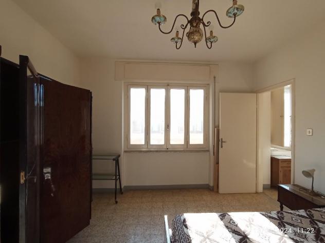 CASA SEMI INDIPENDENTE di 8 vani e di 120 mq (CAMAIORE) rif. 093 - Foto 20