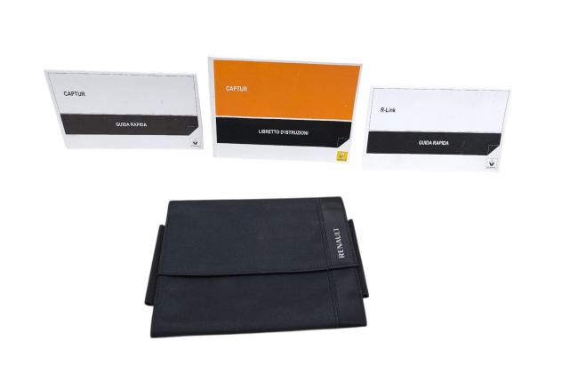 LIBRETTO USO E MANUTENZIONE RENAULT Captur Serie 999100211R (1319)
