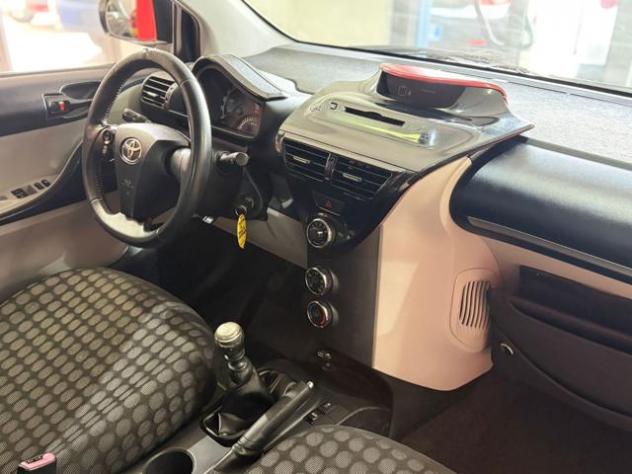 TOYOTA iQ 1.0 Sol rif. 23815916 - Foto 8