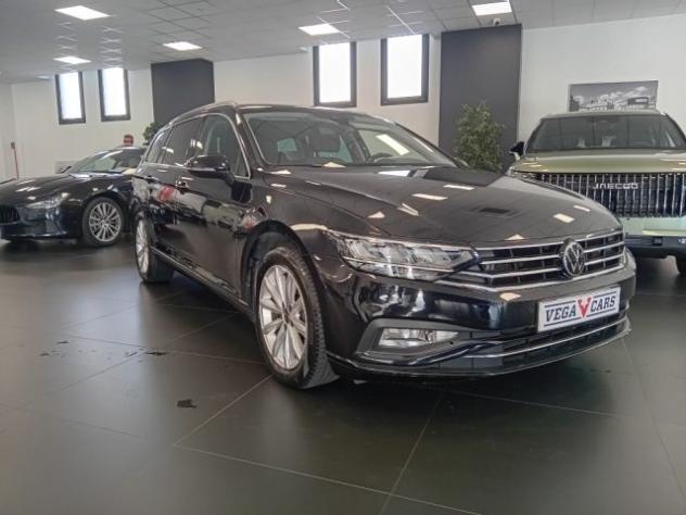 VOLKSWAGEN Passat Variant 2.0 TDI SCR EVO DSG Business rif. 23804485 - Foto 3