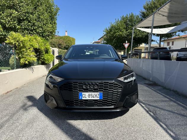 Audi A3 Sportback 30 TFSI S tronic Business TOTAL BLACK - Foto 3