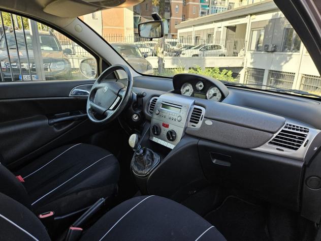 Lancia Ypsilon Ypsilon 1.4 8v Argento ecochic Gpl - Foto 8
