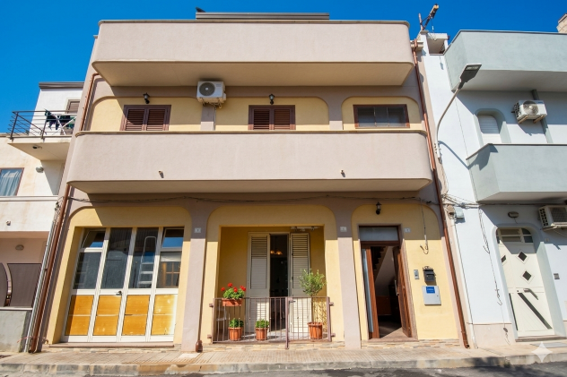 Casa indipendente in vendita in Via Buscemi s.n.c., Centro - Lungomare-Avola