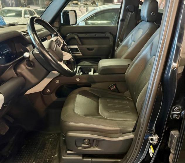 LAND ROVER Defender 110 3.0D I6 250 CV AWD Auto SE rif. 24007194 - Foto 8