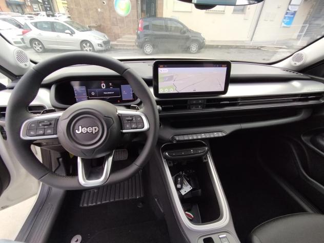 Jeep Avenger 1.2 Turbo MHEV Altitude - Foto 6