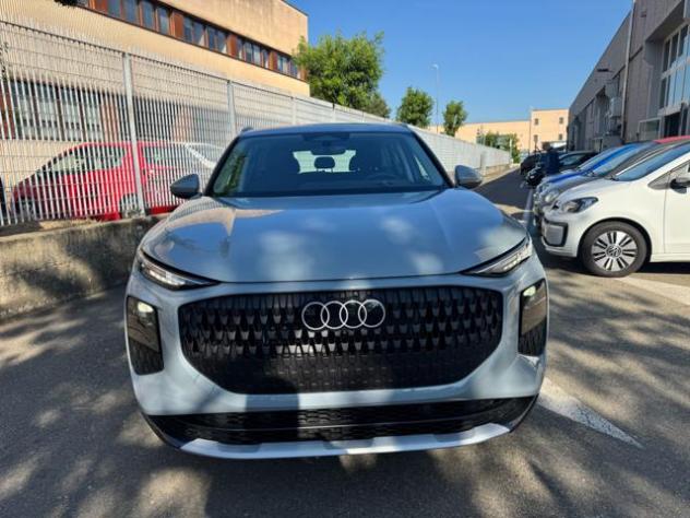 AUDI Q3 TDI 150CV S Tronic Business Advanced rif. 23736875 - Foto 3