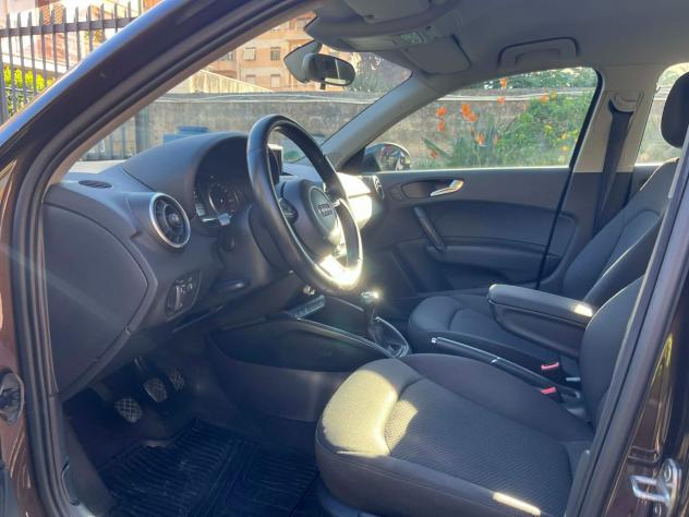 AUDI A1 1.6 TDI 105CV AMBITION 2015 BI-XENON - Foto 5