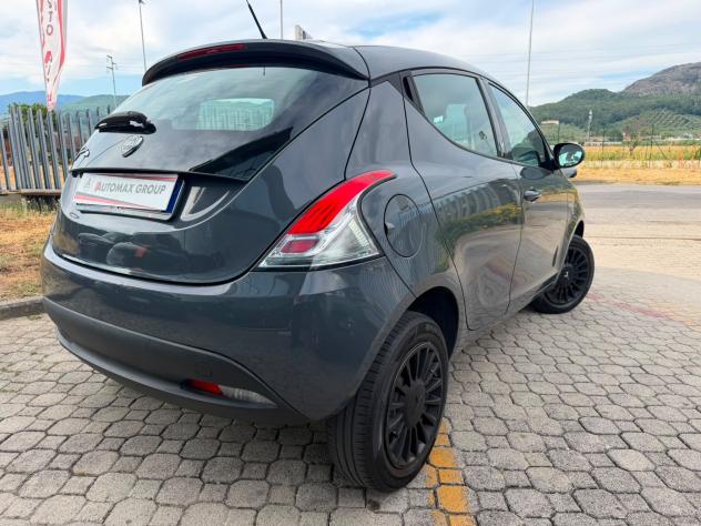 Lancia Ypsilon 0.9 TwinAir 85 CV 5 porte Metano Ecochic Elle - Foto 5