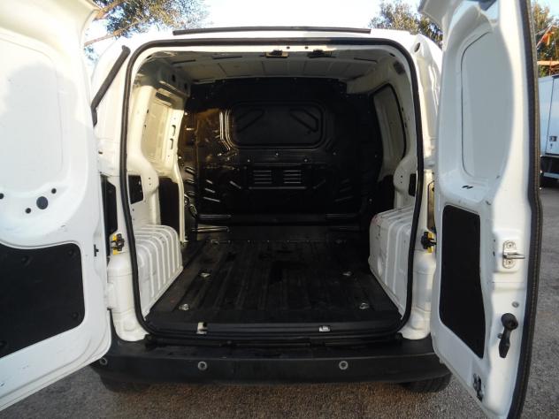 Fiat Fiorino 1.3 MJT 95CV Cargo SX - Foto 7