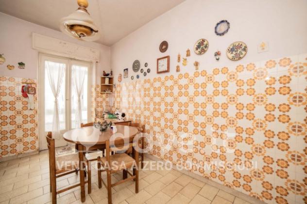 Appartamento di 103 m² con 3 locali e box auto in vendita a Acireale - Foto 9
