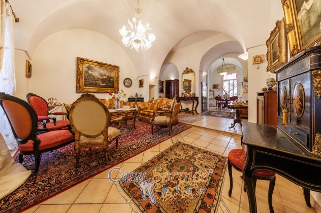 DIMORA D'EPOCA COMPOSTA DA TRE ABITAZIONI INDIPENDENTI - Foto 3