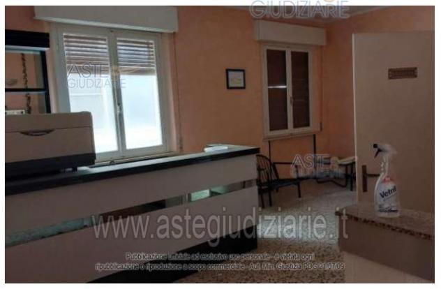 IMMOBILI-ALTRA CATEGORIA-Viale Napoli, 3 - frazione viserba - Foto 3