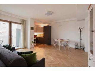 Via Crescenzo del Monte - Rooftop e Palestra  - Stazione Trastevere