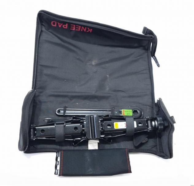 KIT ATTREZZI RUOTINO DI SCORTA MINI Countryman 1° Serie 9807244 N47 C20 A Diesel 2000 (10)