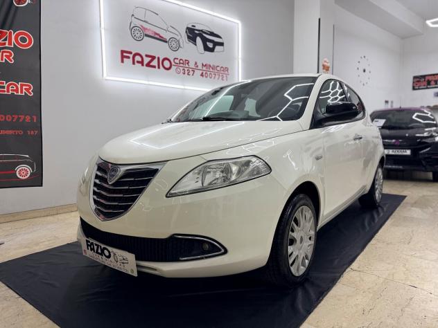 Lancia Ypsilon 1.3 MJT 95Cv - Foto 3