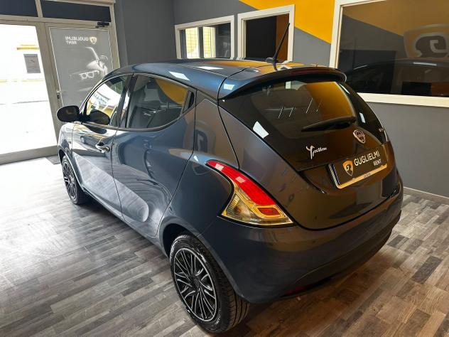 Lancia Ypsilon 1.0 FireFly 70cv Hybrid ALBERTA FERRETTI PREZZO VERO - Foto 5