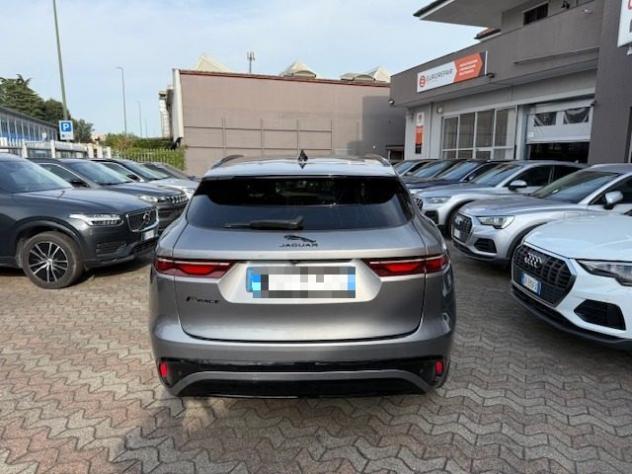 JAGUAR F-Pace 2.0 250 CV AWD aut. R-Dynamic Black rif. 23931231 - Foto 6