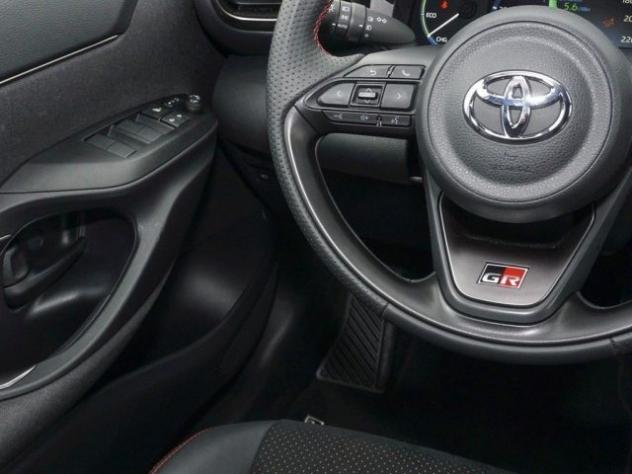 TOYOTA Yaris Cross 1.5 Hybrid E-CVT GR SPORT rif. 22079420 - Foto 10