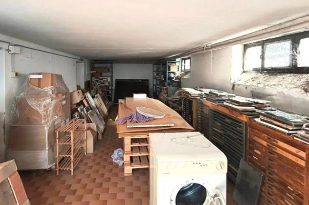 Immobile in asta di 269 m² con più di 5 locali e box auto in vendita a Piacenza - Foto 4