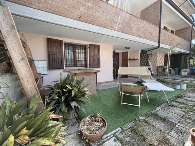 A748. Rio Saliceto. Villa a schiera centrale con giardino privato in zona esclusiva. - Foto 4