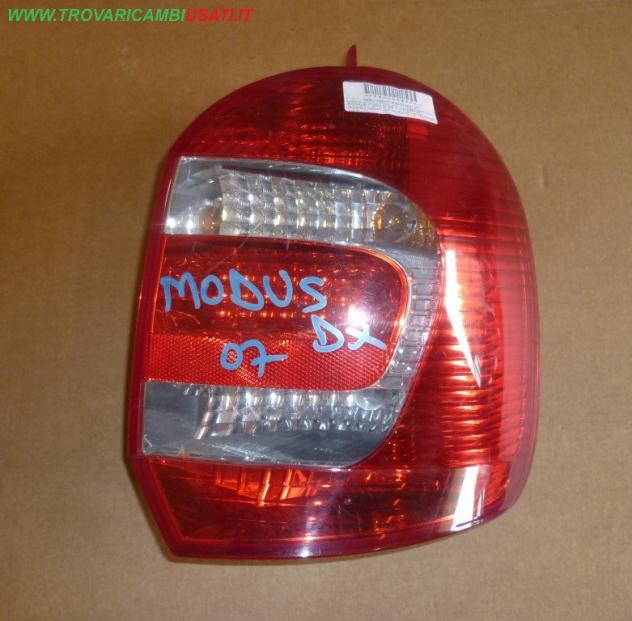 FANALE POST.D. 08  INTERNO ROSSO RENAULT MODUS / G.MODUS (J77)  Parti elettriche  Fanaleria  Fanali  Fanale post. sx. RENAULT - MODUS / G.MODUS - 01-0