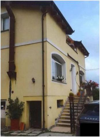 Immobile in asta di 156 m², box auto in vendita a Albenga - Foto 3