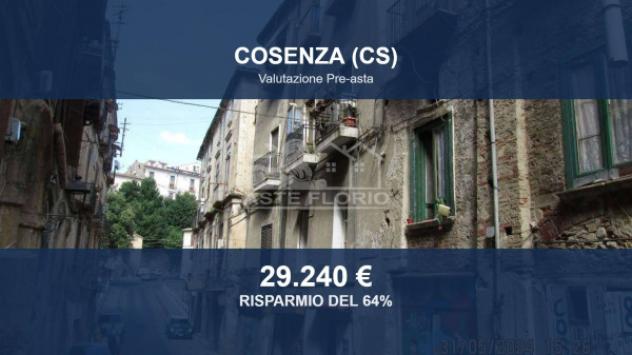 Immobile in asta di 242 m² con più di 5 locali in vendita a Cosenza