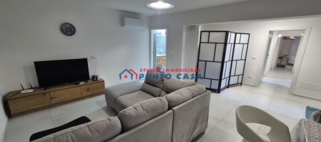 LUNGOMARE DANTE ALIGHIERI - Fronte Spiaggia - 100 mq, 3 vani oltre accessori. Residence esclusivo con piscina. Euro 130mila - Foto 4