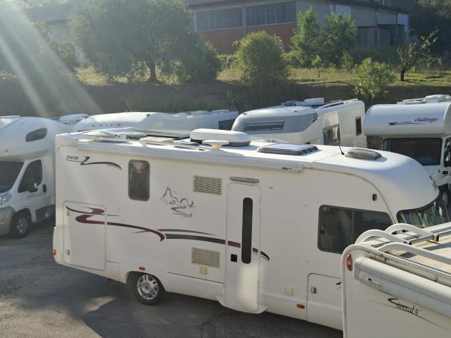 MOTORHOME RAPIDO DUCATO SEMDIINETTE GARAGE LETTO MATRIMONIALE BASCULANTE CLIMATIZZATORE FOTOVOLTAICO CAMPEGGIO CAMPER USATI GENERALI 1737 - Foto 5