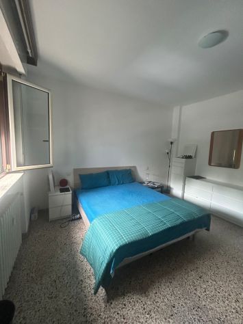 Stanza singola balcone aria condizionata Bisceglie