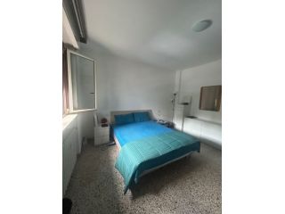 Stanza singola balcone aria condizionata Bisceglie