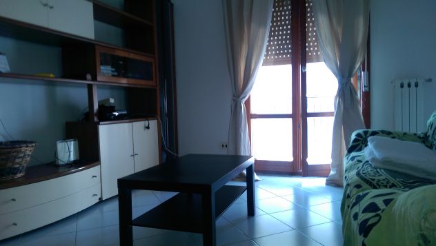 STANZE SINGOLE VICINO OSPEDALE RUGGI D'ARAGONA - Foto 2